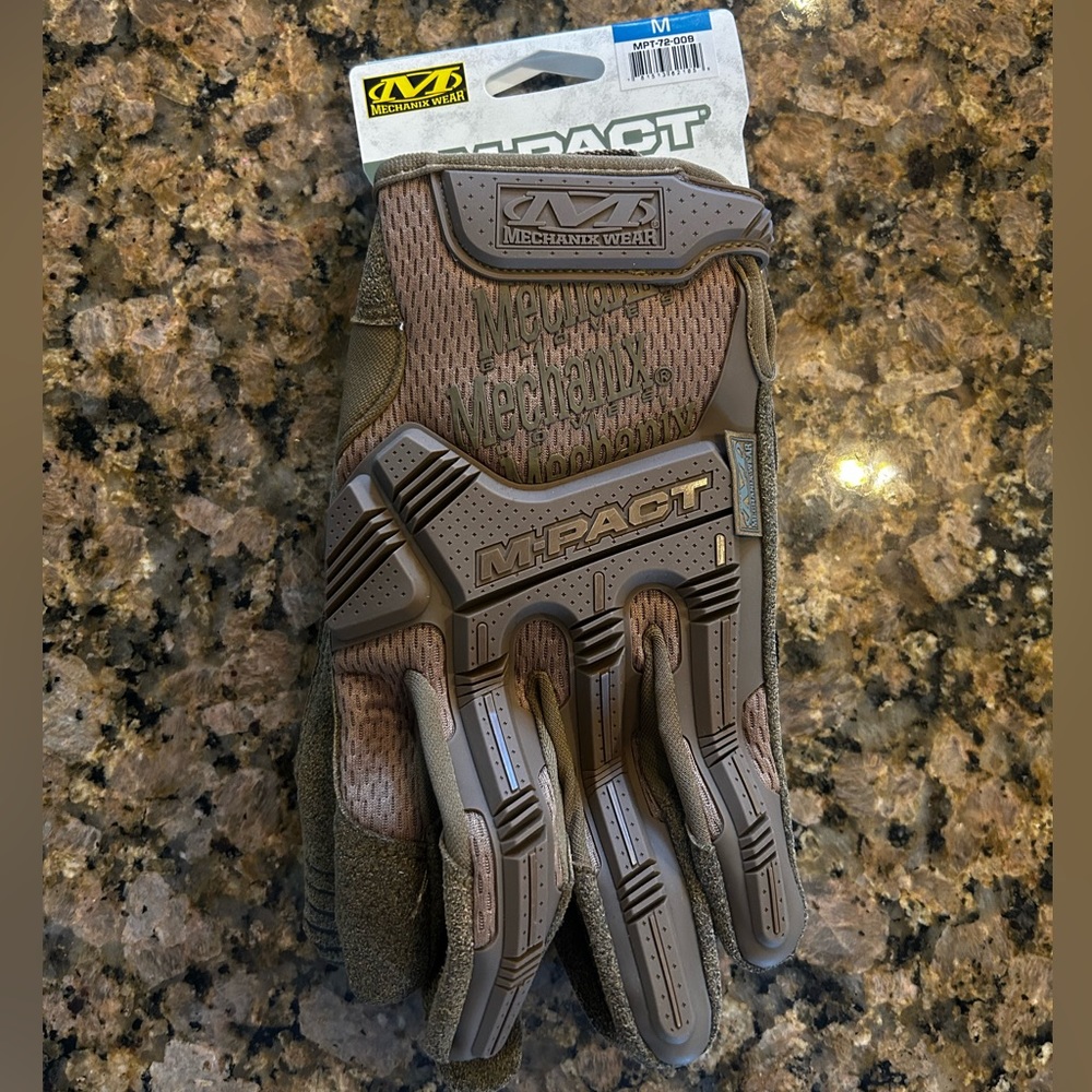 Tactical gloves